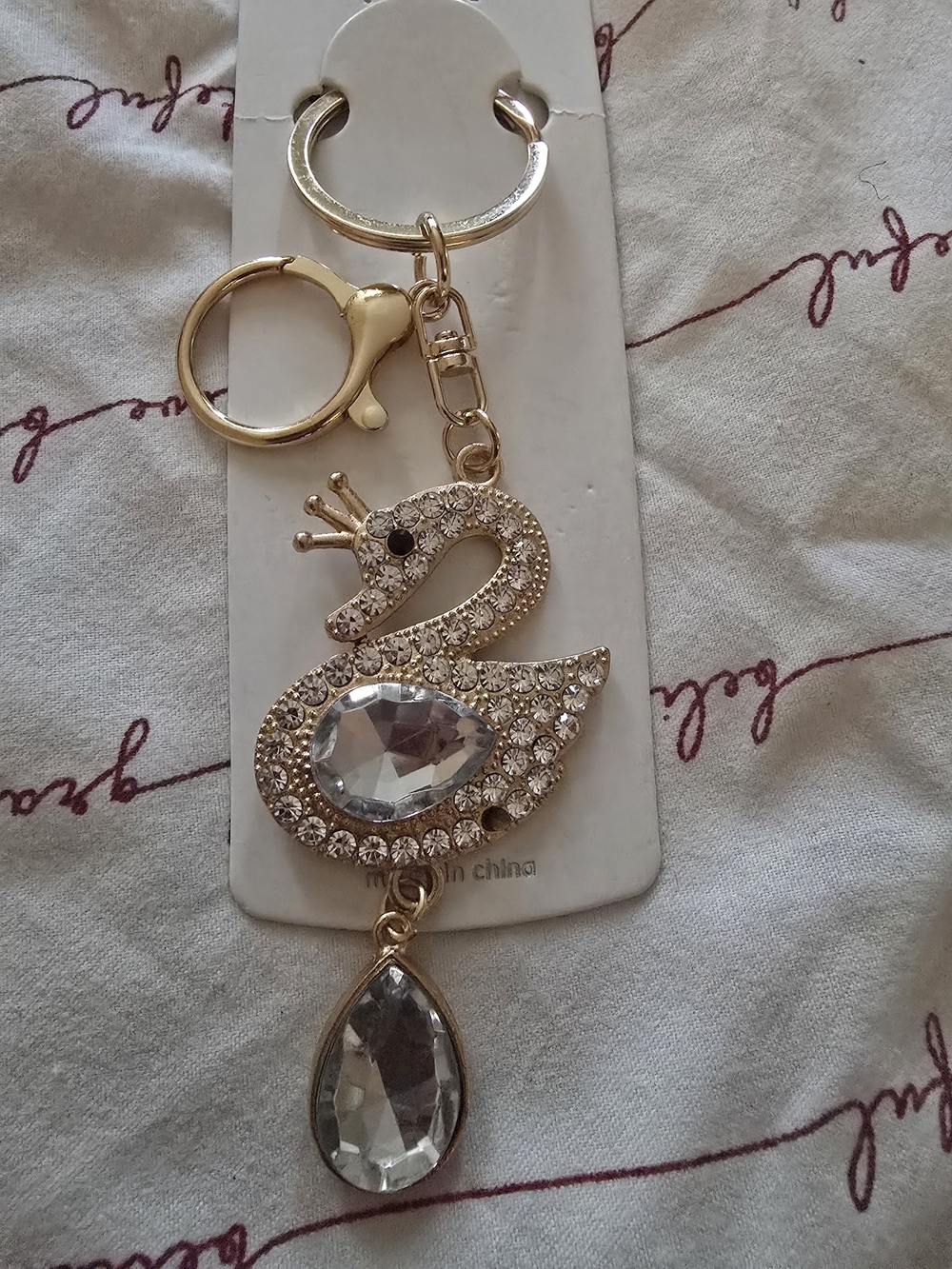 Gold Crystal Swan Keychain - Elegant Women's Accessory